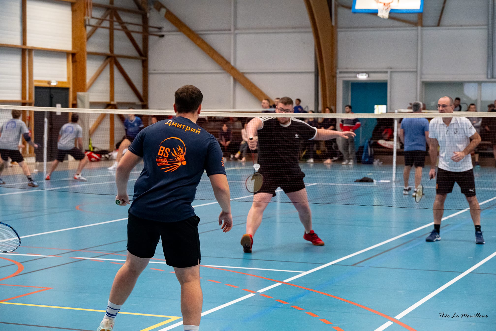 Match de double hommes pendant un tournoi